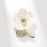 High-grade Natural Mother-of-pearl Shell Peach Blossom Brooch