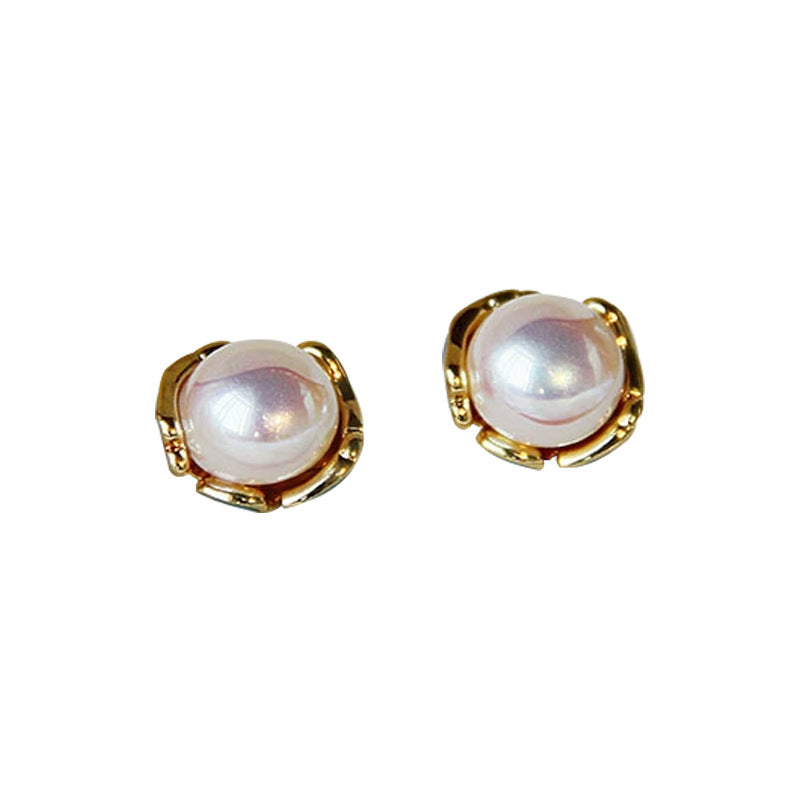 Silver Needle Pearl Earrings