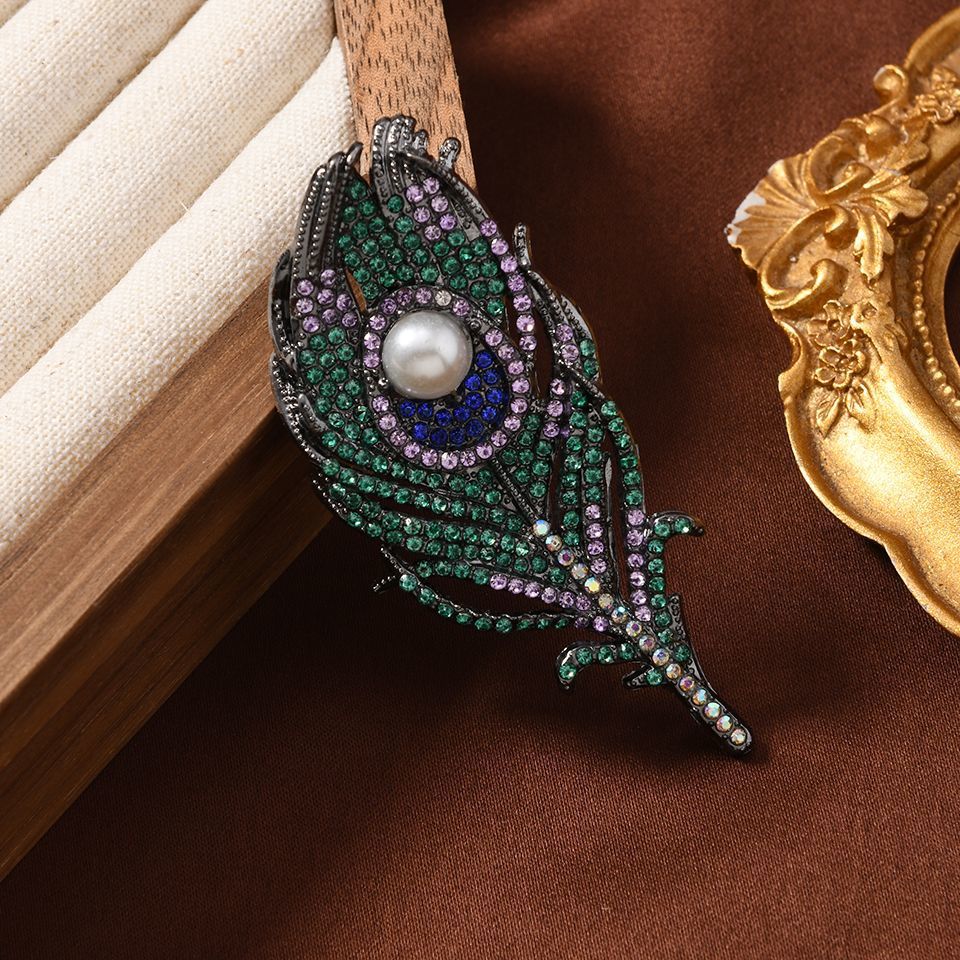 Vintage Peacock Feather Brooch