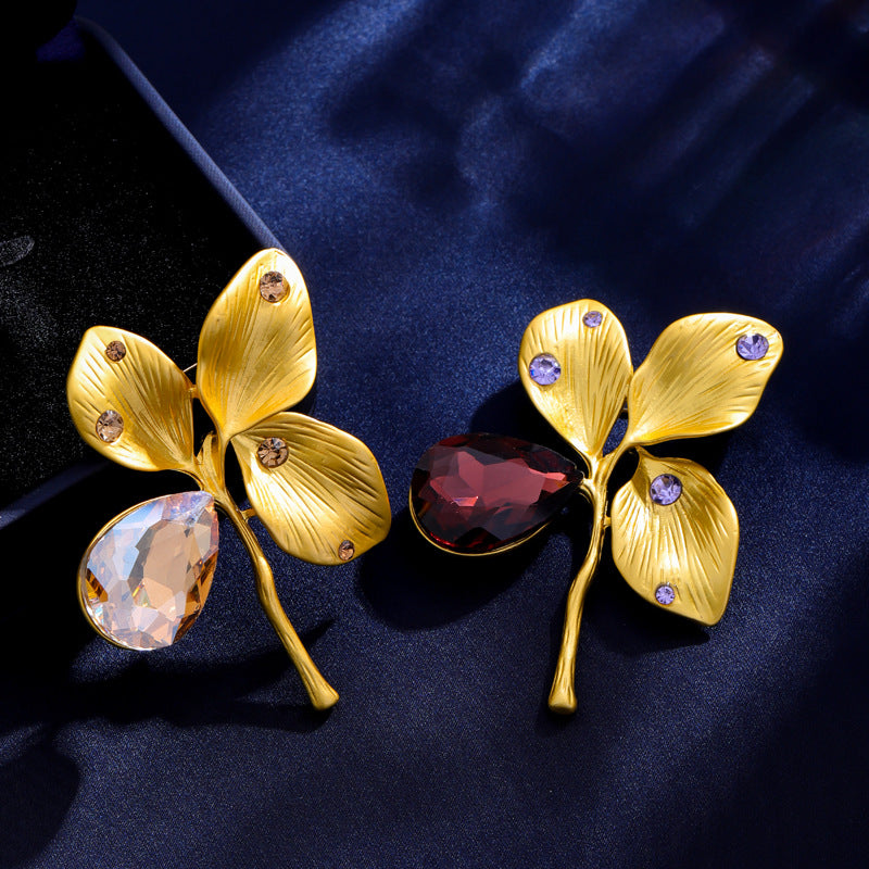 Vintage Maple Leaf Crystal Brooch
