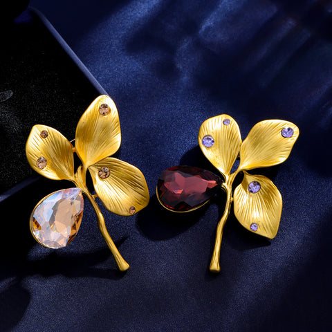 Vintage Maple Leaf Crystal Brooch
