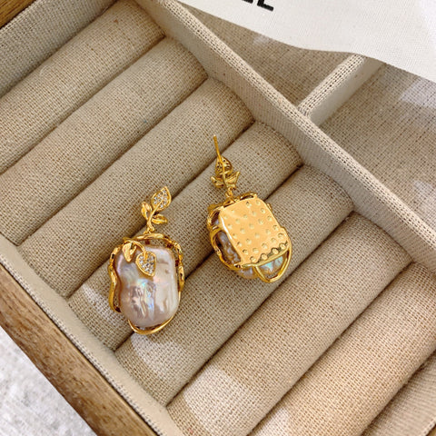 New High-end Vintage Natural Baroque Pearl Gold-plated Earrings